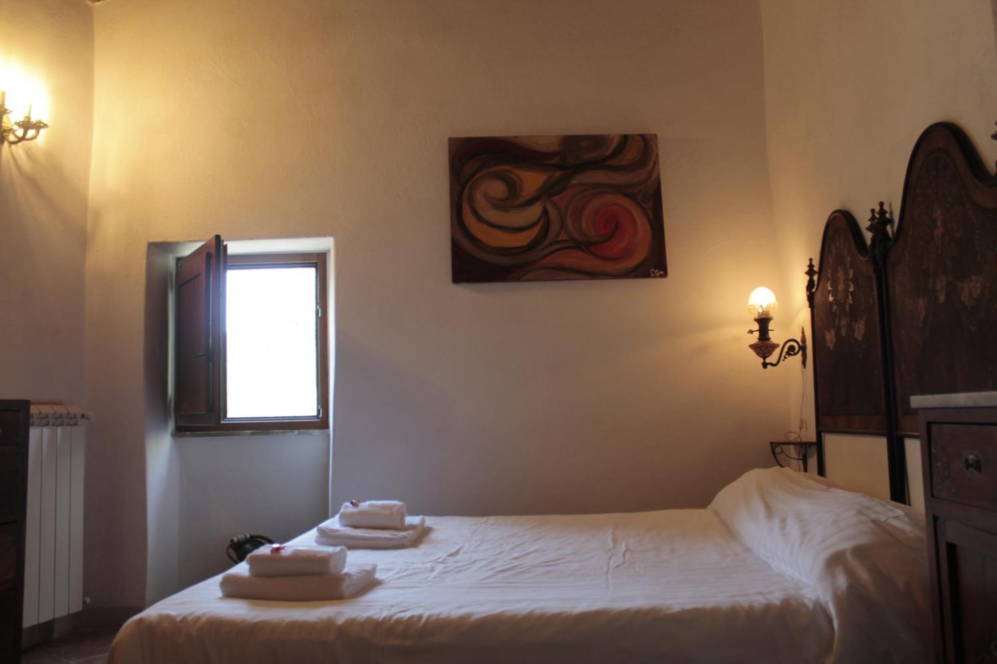 Guesthouse Runcini Ferentillo Екстериор снимка