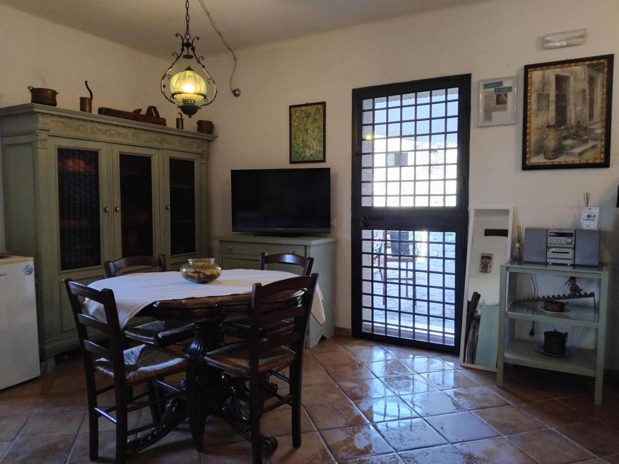 Guesthouse Runcini Ferentillo Екстериор снимка
